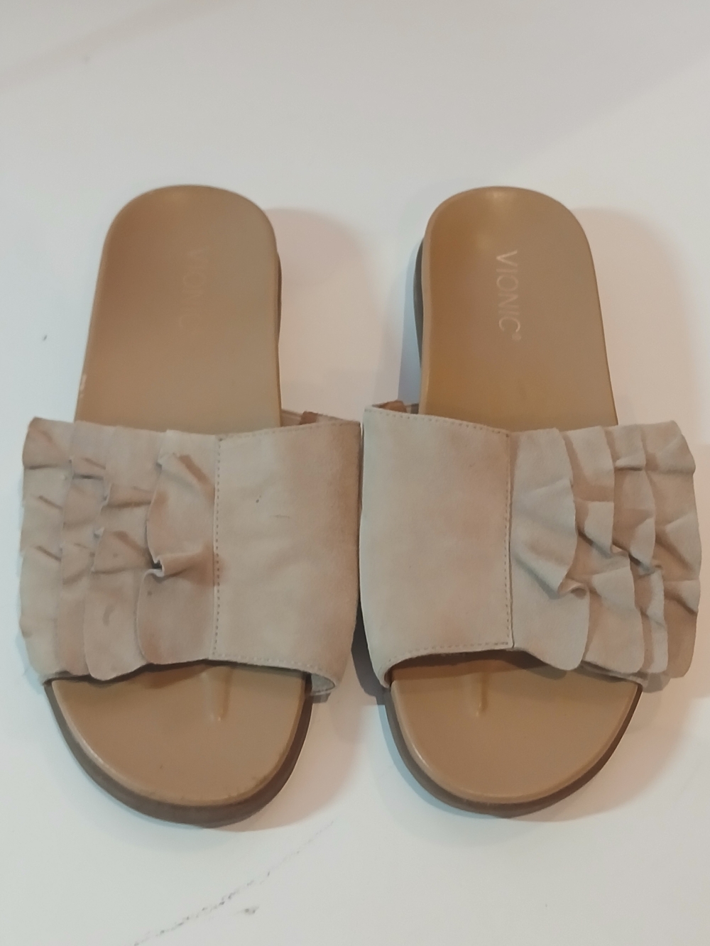 Vionic Taupe Ruffle Slide Sandals Size 8.5